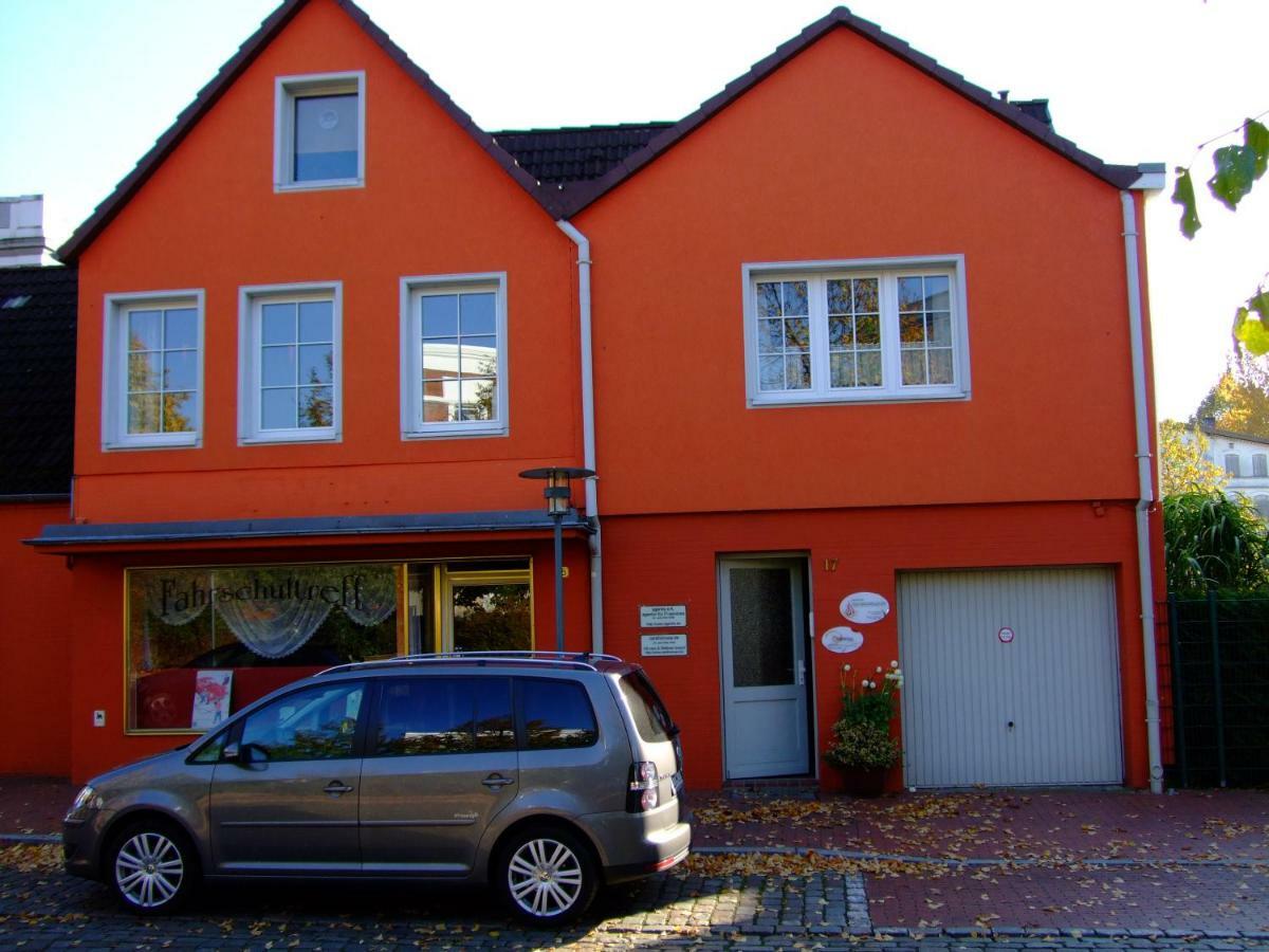Ferienwohnung Wilde - Holzkamp Itzehoe Exteriör bild